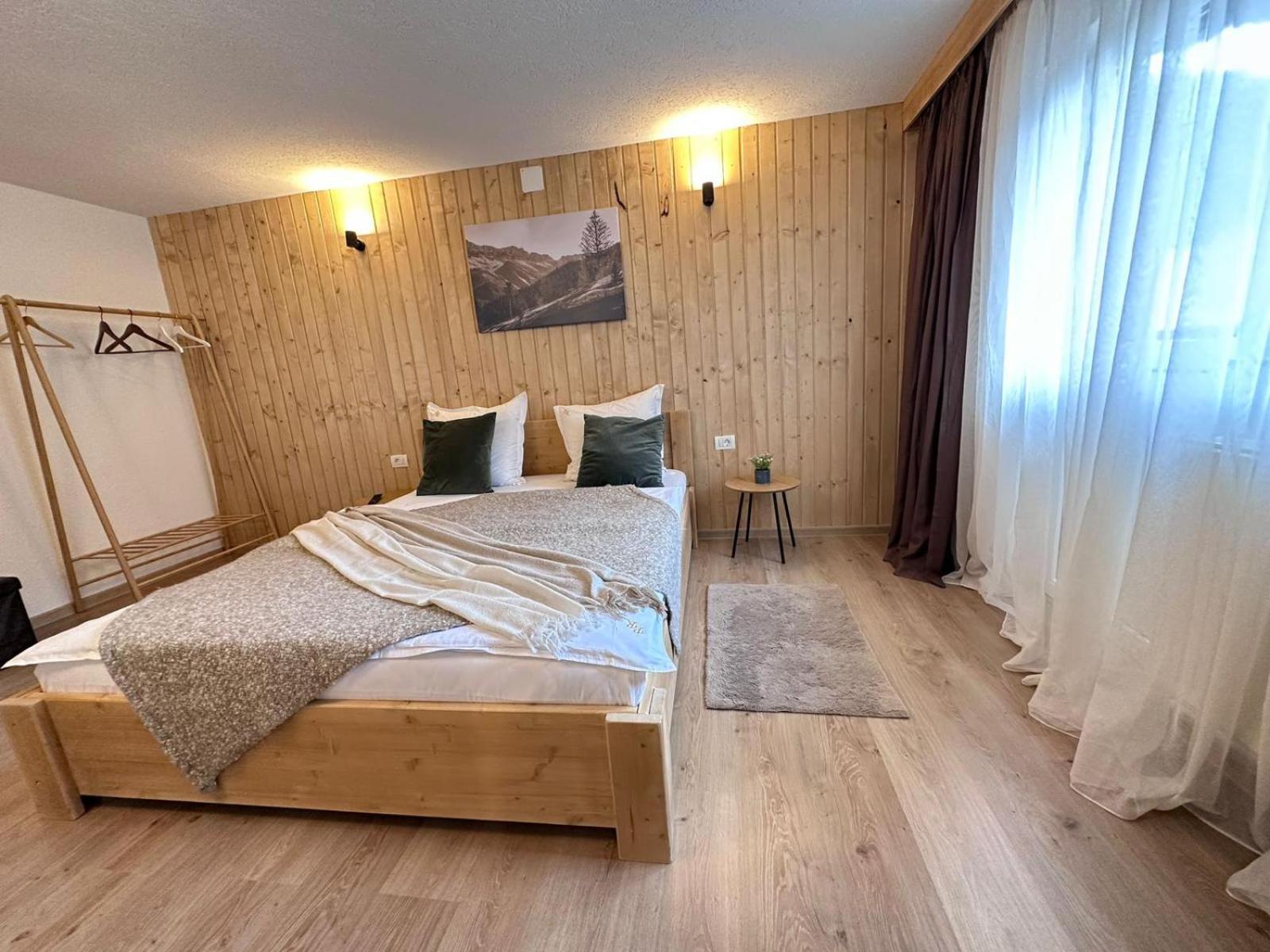 Pensiunea Rodica Moeciu De Sus Luaran gambar